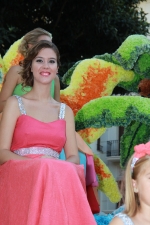El Barri València se alza con el primer premio en la Batalla de Flores