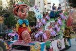 El Barri València se alza con el primer premio en la Batalla de Flores