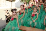 El Barri València se alza con el primer premio en la Batalla de Flores