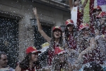 El Barri València se alza con el primer premio en la Batalla de Flores