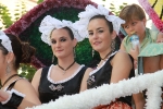 El Barri València se alza con el primer premio en la Batalla de Flores