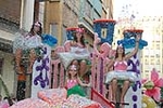El Barri València se alza con el primer premio en la Batalla de Flores