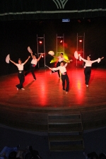 On ! dance y Cruz Roja de l'Alcora distribuyen la recaudación solidaria de las Galas 