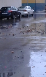 El temporal de viento y lluvia provoca daños materiales el la localidad