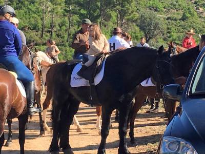 Medio centenar de Aficionados al caballo disfrutan de los paisajes de Atzeneta
