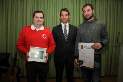 Vilafranca entrega la 'Medalla de la Vila' a Cruz Roja con motivo del 776 Aniversario de la Carta Pobla