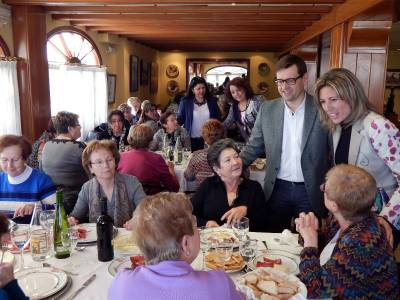 Las mujeres de Borriol celebran una comida de hermandad con motivo de la Setmana de la Dona