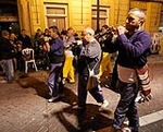 El Pregó llena de folklore provincial las calles de Castelló