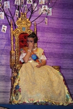 Elogiosos poemas para Alejandra Guardino en la Pleitesía a la Reina Fallera 2015