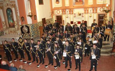 La Hermandad de los Nazarenos inician los actos del 75 aniversario con un concierto