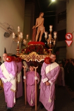 Las calles de Nules acogen el Vía Crucis procesional