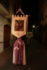 Las calles de Nules acogen el Vía Crucis procesional