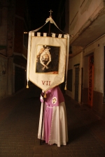 Las calles de Nules acogen el Vía Crucis procesional