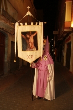 Las calles de Nules acogen el Vía Crucis procesional