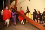 Las calles de Nules acogen el Vía Crucis procesional
