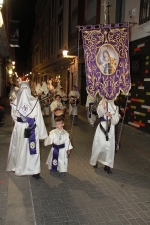 Vila-real sale a la calle para ver el desfile de la procesión del Miércoles Santo