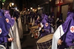 Vila-real sale a la calle para ver el desfile de la procesión del Miércoles Santo