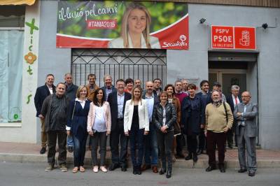 Ximo Puig visita la Feria de Sant Vicent de la Vall d'Uixó