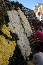 Flores y 'garbonets' para el patrón