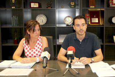 El PSOE asegurq que hay partidas presupuestarias a cero y que el PP 'anunci un remanente ficticio'