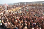 La fiesta sigue en el barco