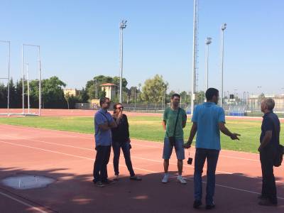 L'equip de govern recopila idees per a la imminent construcci d'una pista d'atletisme a l'Alcora
