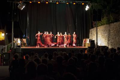 El público de Oropesa del Mar se rinde a G9 Danza, protagonistas de abrir la XII Edición del ORFIM