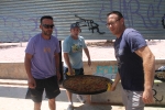 La penya Pirata cocina la mejor paella de Les Penyes en Festes