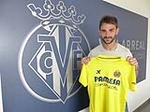 El delantero Adrían López jugará esta temporada en el Villarreal CF