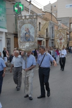 La 'baixà' de la patrona abre los actos festivos en Vila-real