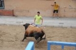 Lleno en el recinto de los toros y primer herido de la fiestas