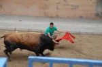 Lleno en el recinto de los toros y primer herido de la fiestas