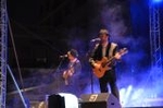 Los Brincos cierran las actuaciones musicales con una gran convocatoria de público
