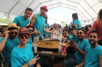 Más de 2.500 personas comparten las paellas de la XXI Trobada de Quintes de Almenara
