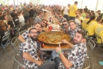 Ms de 2.500 personas comparten las paellas de la XXI Trobada de Quintes de Almenara