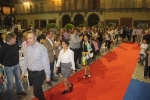 Nules tanca les festes de la Soledad amb una gran desfilada de moda a la plaça Major