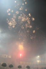 Nules tanca les festes de la Soledad amb una gran desfilada de moda a la plaça Major