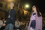 Nules tanca les festes de la Soledad amb una gran desfilada de moda a la plaça Major