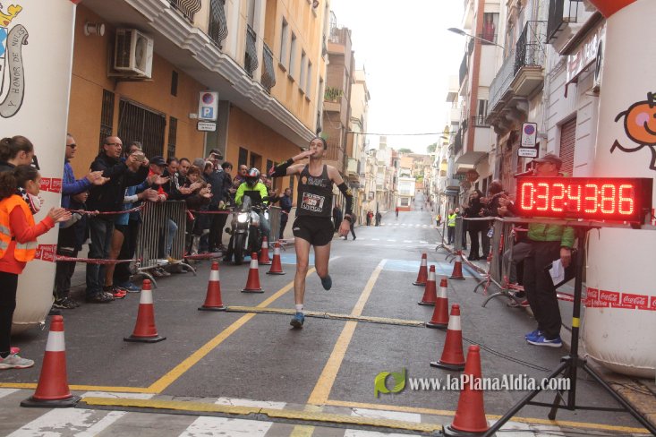 Fernando Ruiz y Laia Cañes ganan el I 10K de La Vilavella