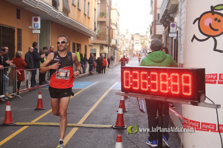 Fernando Ruiz y Laia Cañes ganan el I 10K de La Vilavella