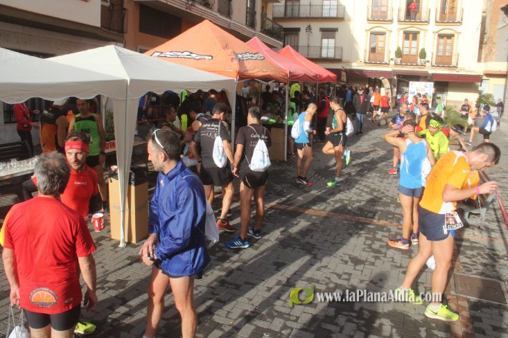 Fernando Ruiz y Laia Cañes ganan el I 10K de La Vilavella