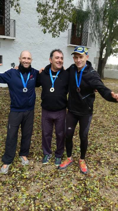 Podium de tres alcorinos en el duathlon de Benicarló