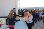 Concurrida festividad de La Dobla con reparto de los rollos sobrantes, almuerzo en San Cristóbal y juegos populares para los niños