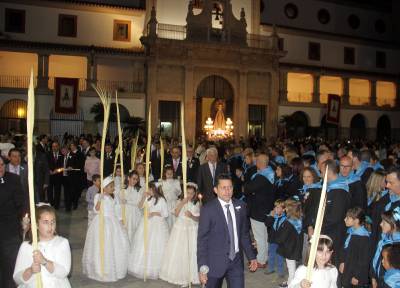 Nules vive con intensidad y fervor la 'Festa de les Camareres' de la Virgen de la Soledad