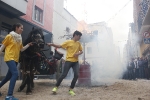 Nules viu Sant Vicent amb més de 100 carros participant en la cercavila