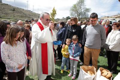 Centenars de vens de de Vilafranca i Castellfort participen en la rogativa de Santa Llcia