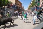 Vila-real inicia las fiestas de Sant Pasqual con un encierro rápido y limpio