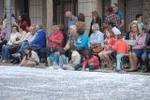 Vila-real sale a la calle para disfrutar de la Cavalcada de festes