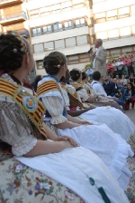 La plaça Major va vibrar amb el concert de Karina i Micky