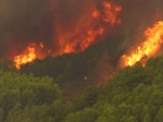 La UME se une a los 27 medios areos y ms de 300 personas que trabajan en el  incendio de Artana que amenaza la Serra d'Espad